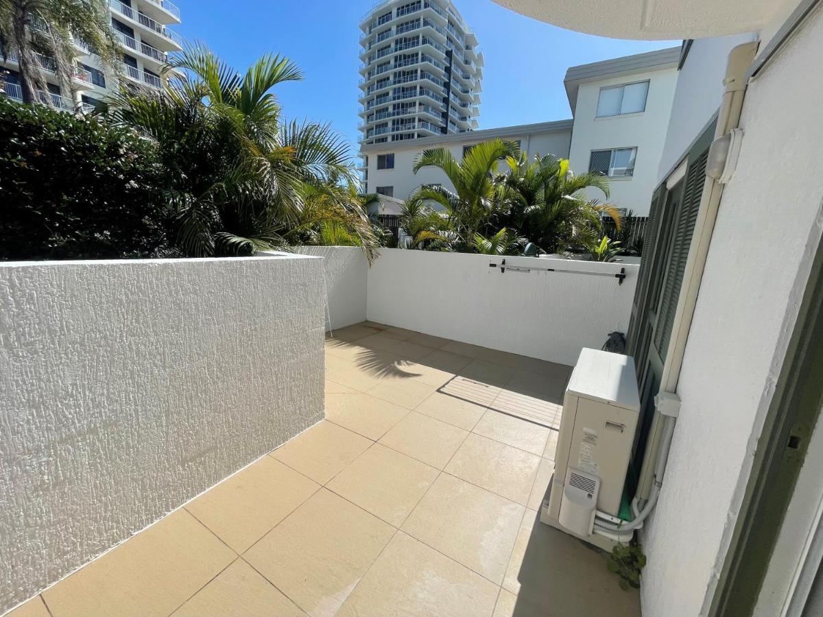 Camargue Beachfront Apartments Maroochydore Exteriör bild