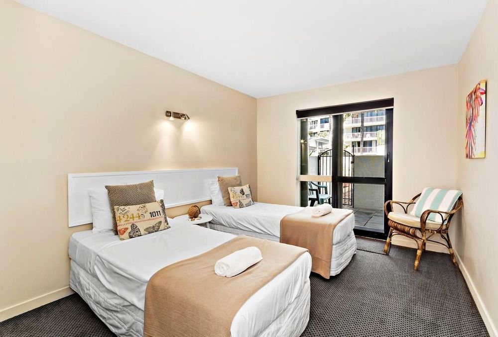 Camargue Beachfront Apartments Maroochydore Exteriör bild
