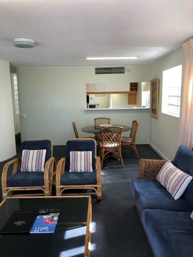 Camargue Beachfront Apartments Maroochydore Exteriör bild